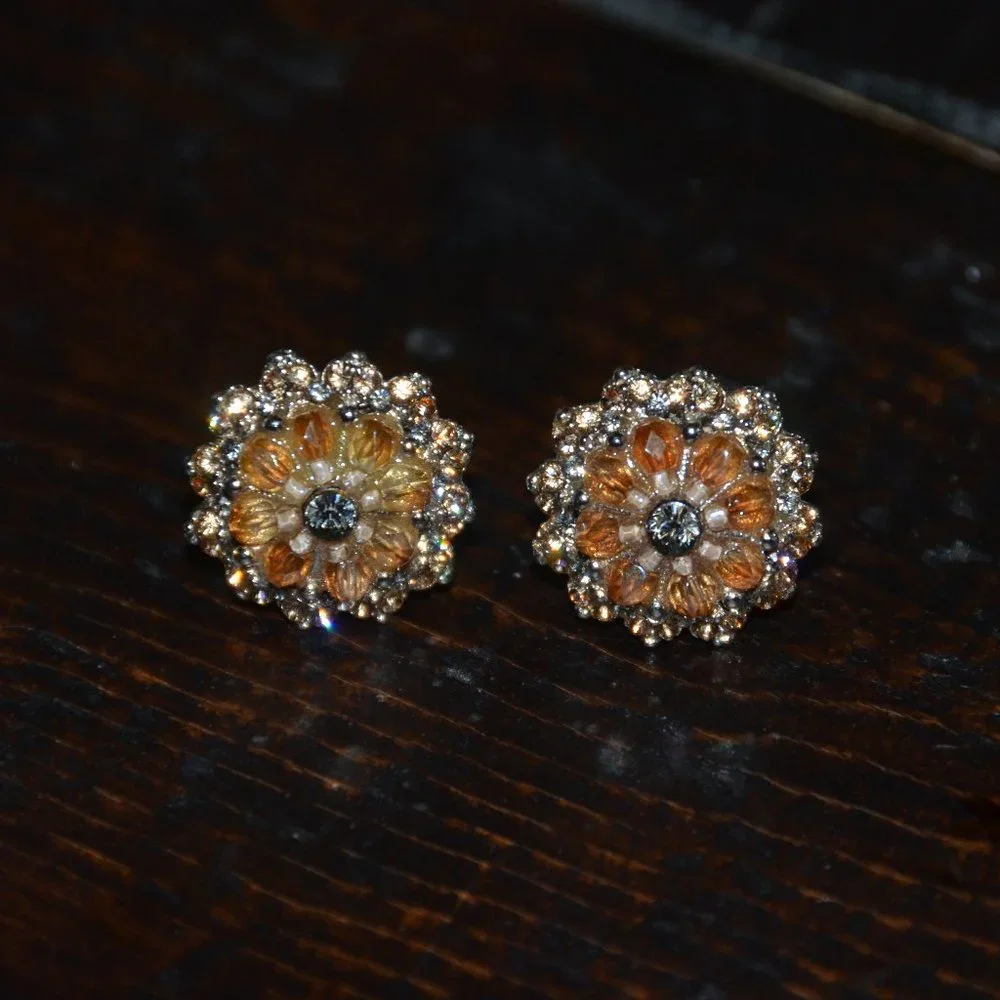 RARE VINTAGE DESIGNER JOSE & MARIA BARRERA FLORAL ROUND CLUSTER Crystal Earrings